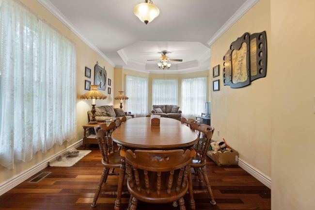 225 Hilltop Rd, Home with 3 bedrooms, 3 bathrooms and null parking in East Bernstadt KY | Image 6