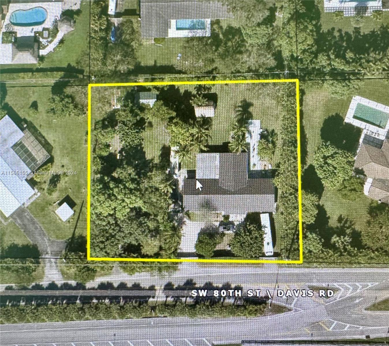 80th St, Miami, FL 33143