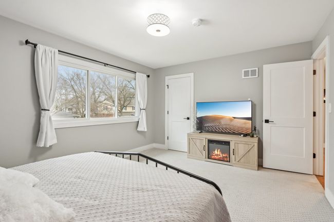 2542 Woodlawn Rd, House other with 4 bedrooms, 3 bathrooms and 2 parking in Northbrook IL | Image 19