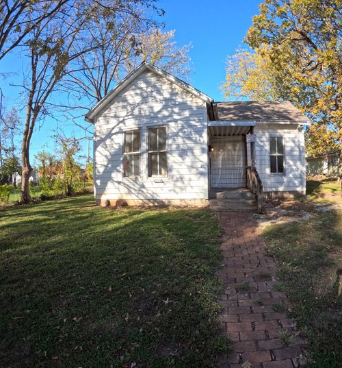 1021 E Blaine St, Springfield, MO, 65803-3101 | Card Image