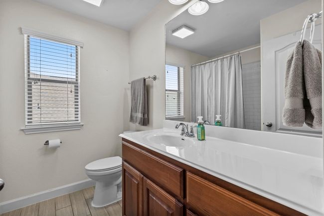Bright and functional, with a clean aesthetic and classic finishes. | Image 33
