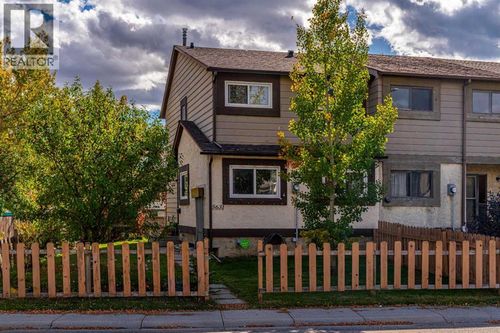 5631 1 Ave Se, Calgary, AB, T2A5Z6 | Card Image