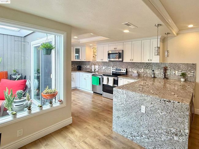 APT-4 - 1115 Running Springs Rd, Condo with 2 bedrooms, 2 bathrooms and 1 parking in Walnut Creek CA | Image 5