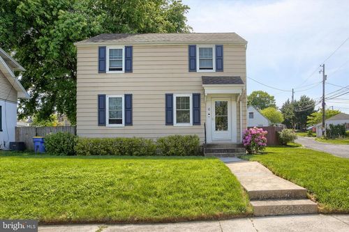 6 S 16th St, CAMP HILL, PA, 17011-4804 | Card Image