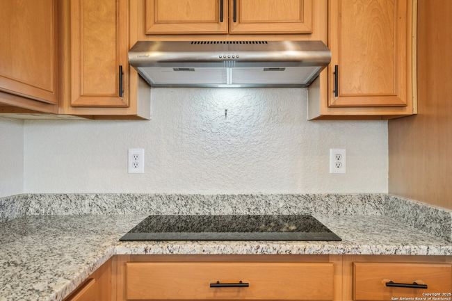 530 Mesa Loop, House other with 5 bedrooms, 3 bathrooms and null parking in San Antonio TX | Image 24
