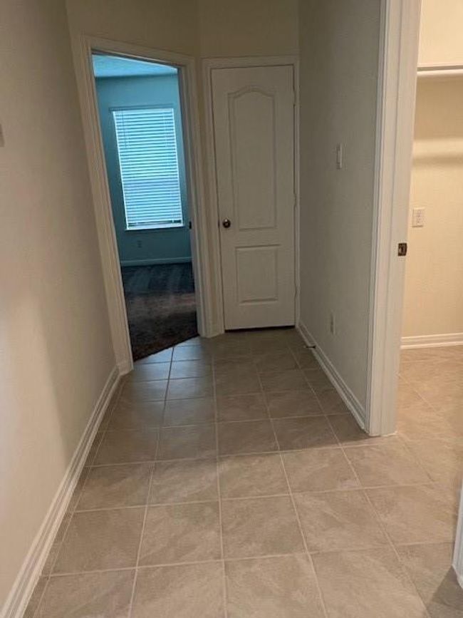 678 Imperial Loop, House other with 3 bedrooms, 2 bathrooms and 2 parking in Alvin TX | Image 18
