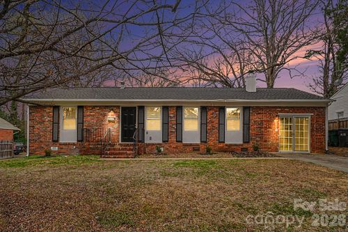 3431 Shamrock Dr, Charlotte, NC, 28215-3211 | Card Image