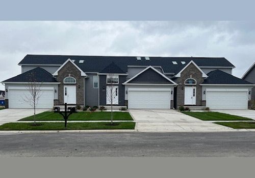 3029 W 82nd Pl, Merrillville, IN, 46410-0075 | Card Image