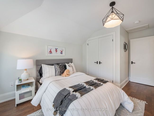 13 Patricia Dr, House other with 3 bedrooms, 4 bathrooms and 2 parking in Toronto ON | Image 25
