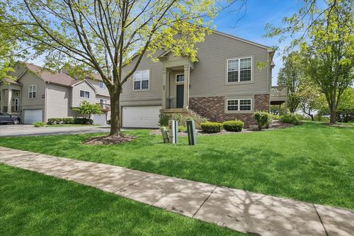 1015 Ellsworth Dr, Grayslake, IL, 60030-3364 | Card Image
