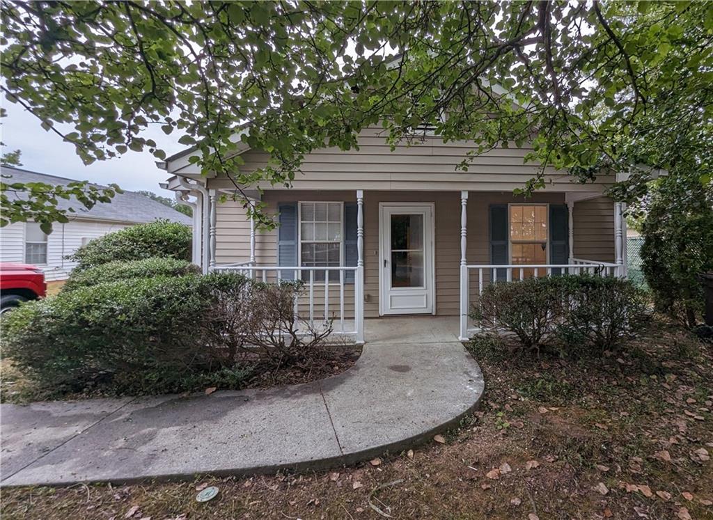 Ten Oaks Cir, Powder Springs, GA 30127