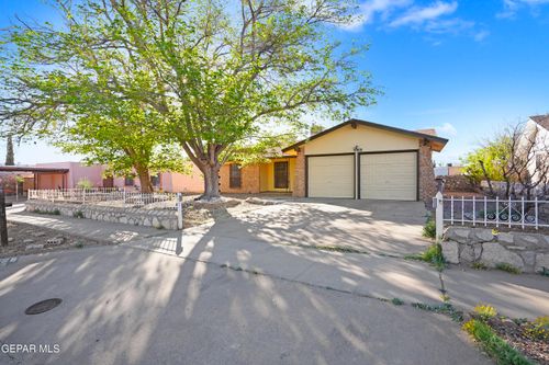 4968 Grapeland Dr, El Paso, TX, 79924-1104 | Card Image
