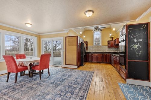 16 Washington St, North Chelmsford, MA, 01863-1729 | Card Image