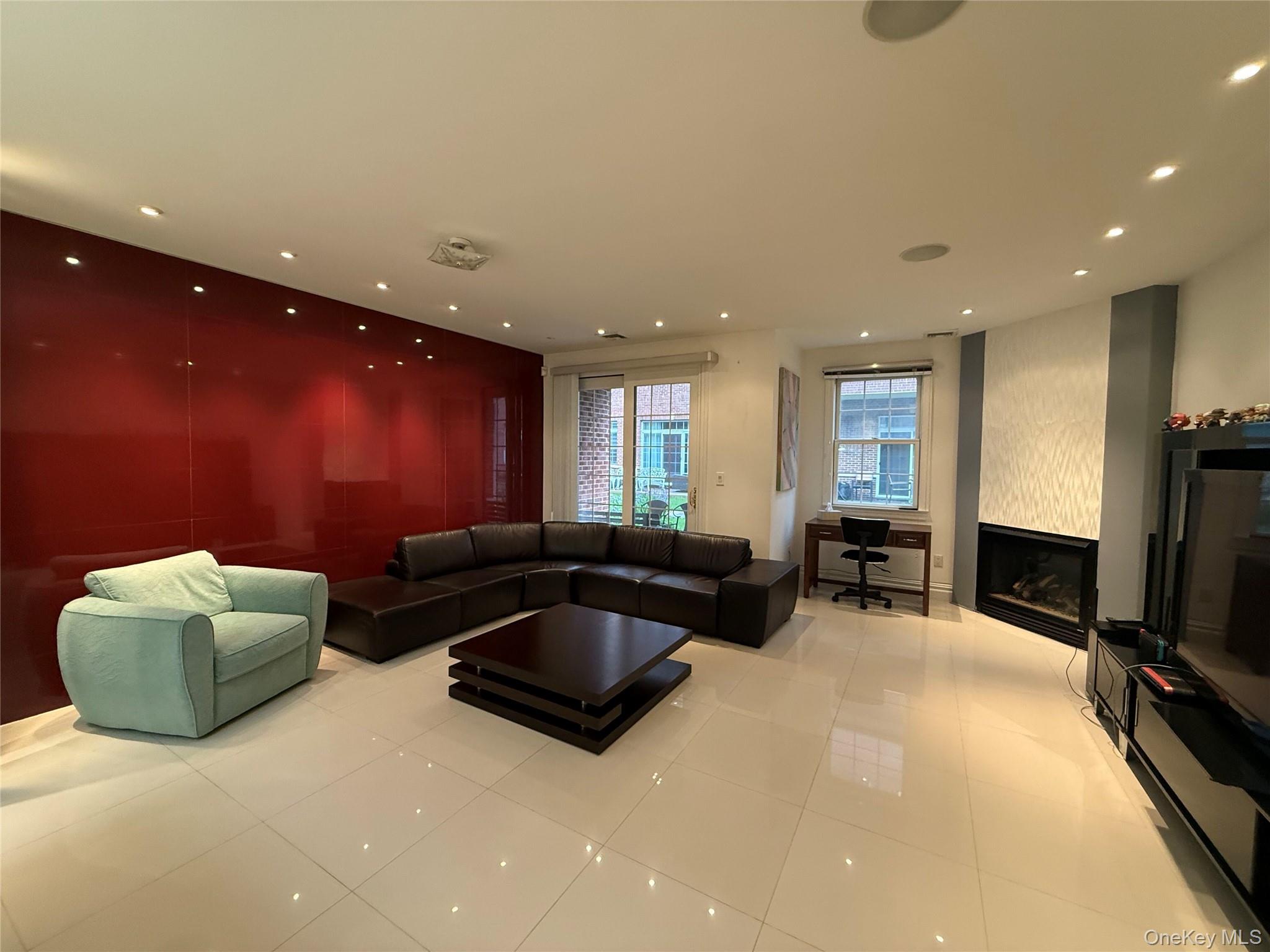 Residential in North Hempstead 3