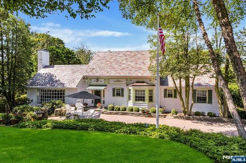 48 S Woodland St, Englewood, NJ, 07631-3723 | Card Image