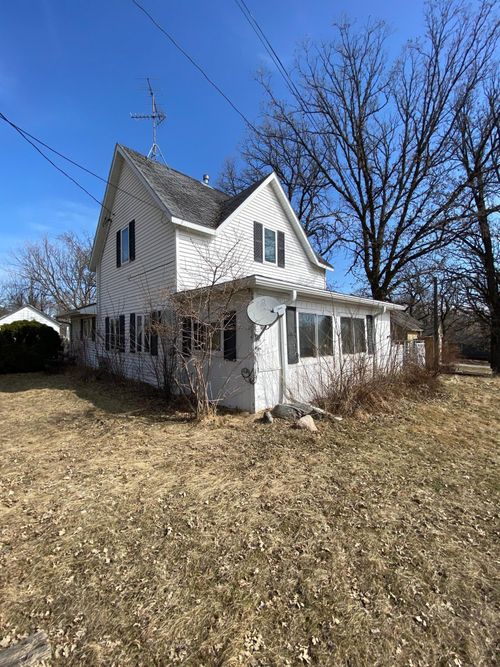 1115 6th Ave E, Alexandria, MN, 56308-2012 | Card Image