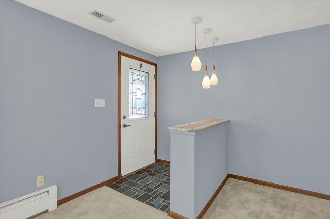 2220 E 7 Th St, House other with 2 bedrooms, 2 bathrooms and null parking in Anderson IN | Image 6