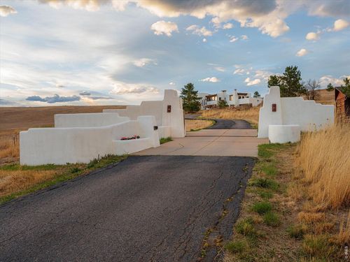 6877 Marshall Dr, Boulder, CO, 80303-9513 | Card Image