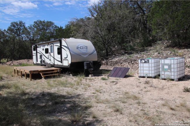 2014 IGO Evergreen travel trailer is included | Image 18