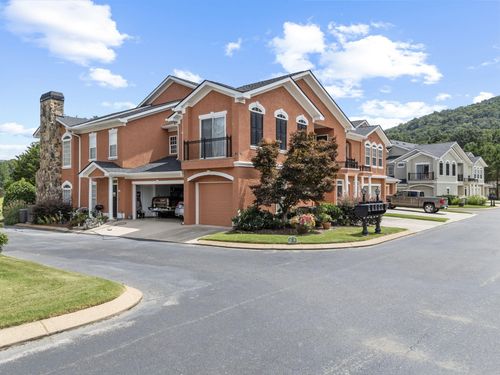 1111 Renaissance Ct, Chattanooga, TN, 37419-4201 | Card Image