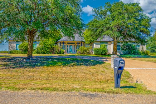 120 Chambers Dr, Italy, TX, 76651-3508 | Card Image