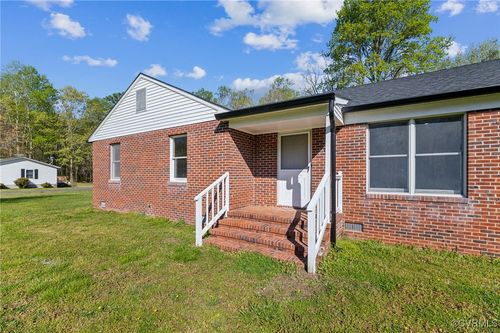 42 Jones Dr, WEEMS, VA, 22576-2436 | Card Image