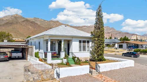 2919 N Raynor St, El Paso, TX, 79930-3609 | Card Image
