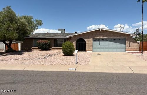 5218 E Sheena Dr, Scottsdale, AZ, 85254-2932 | Card Image