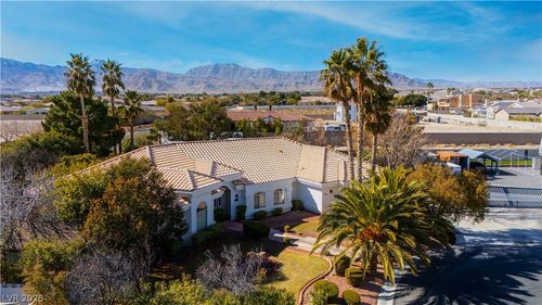 8887 Tierney Ct, Las Vegas, NV, 89149-3211 | Card Image
