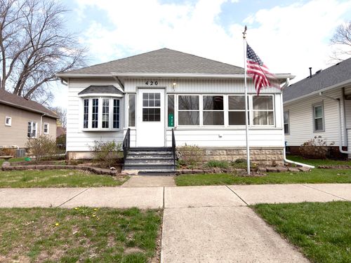 420 E Benton St, Morris, IL, 60450-2011 | Card Image