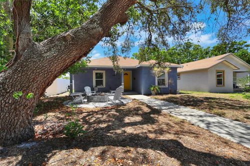 4542 19th Ave S, ST PETERSBURG, FL, 33711-2902 | Card Image