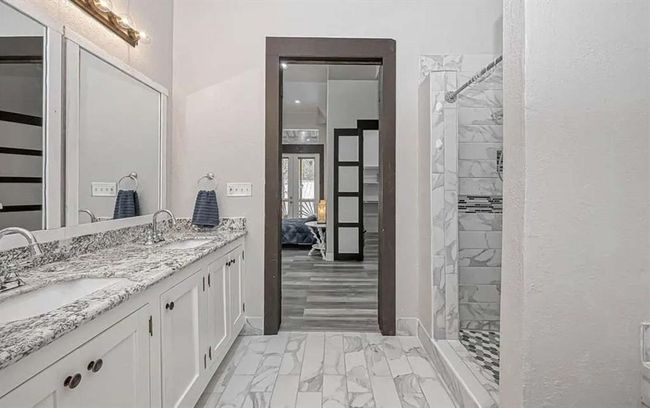 2184 Bear Bottom Dr, House other with 5 bedrooms, 4 bathrooms and 1 parking in Wharton TX | Image 9