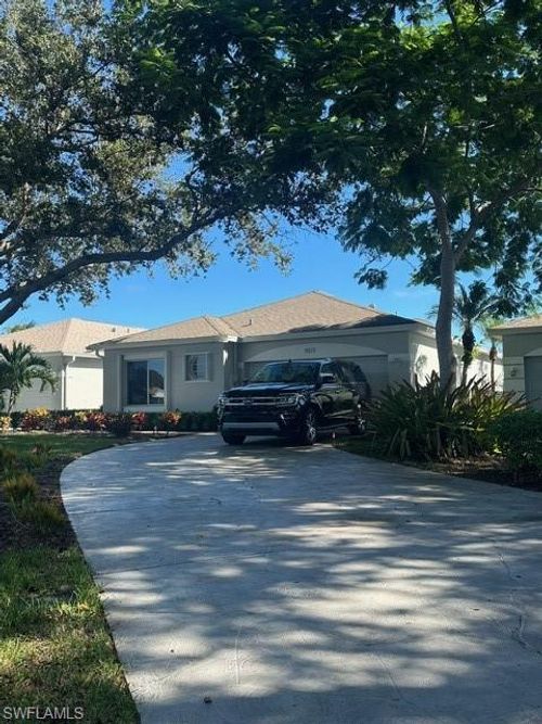 9510 Village View Blvd, BONITA SPRINGS, FL, 34135-8899 | Card Image