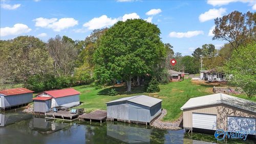 1511 Point Of Pnes, Guntersville, AL, 35976-6238 | Card Image