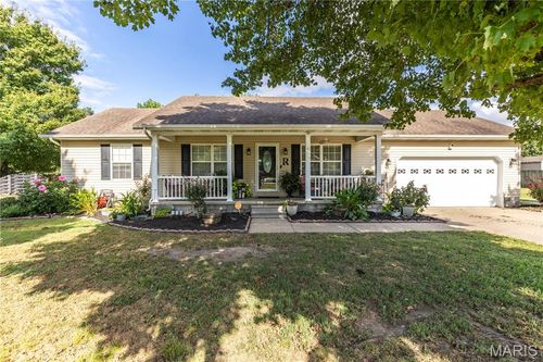 24 Elizabeth Rd, Sikeston, MO, 63801-9757 | Card Image