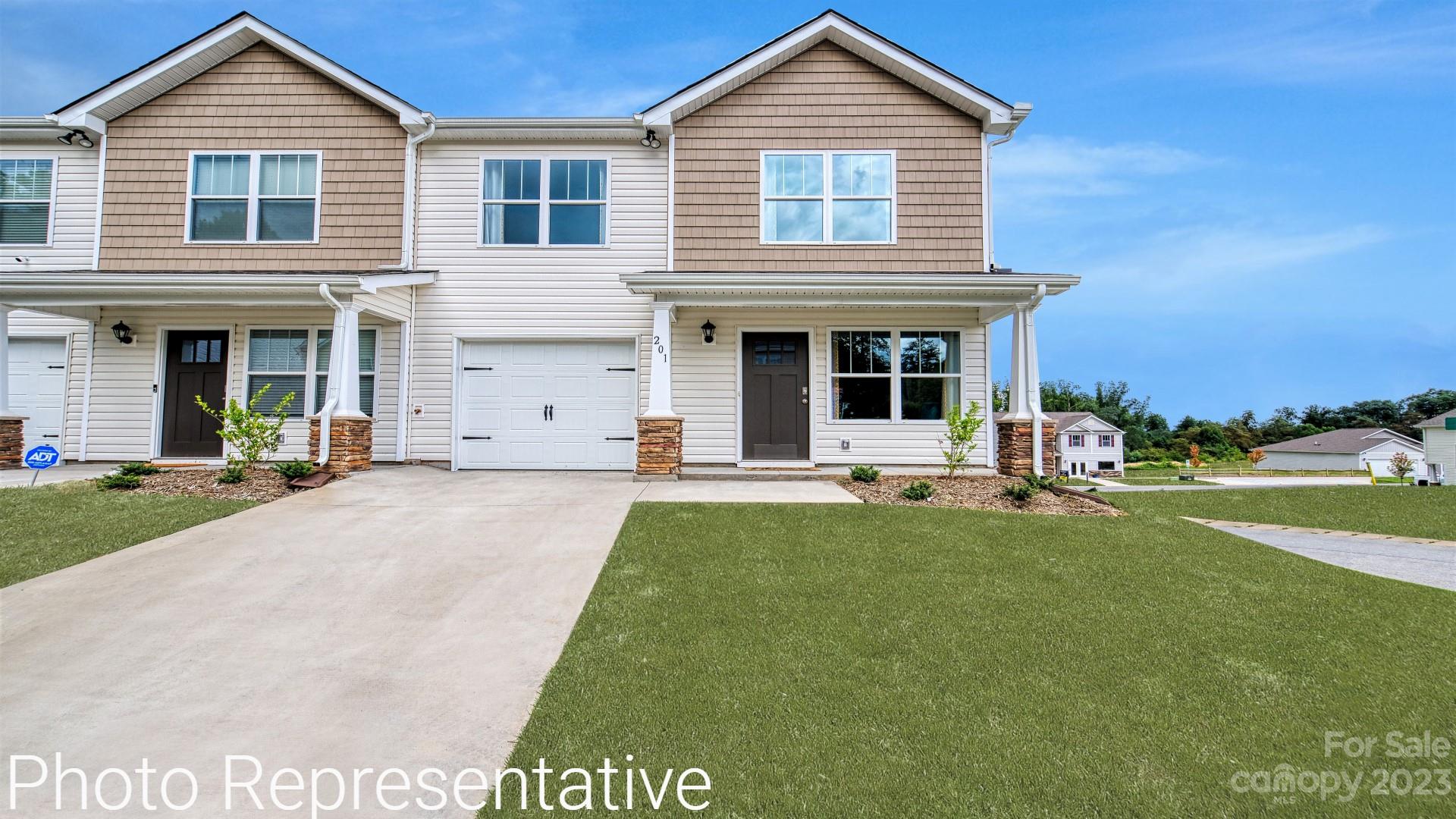 Virginia Commons Dr, Arden, NC 28704