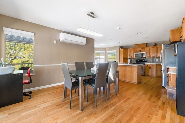 12753 261 St, House other with 5 bedrooms, 3 bathrooms and 10 parking in Maple Ridge BC | Image 16