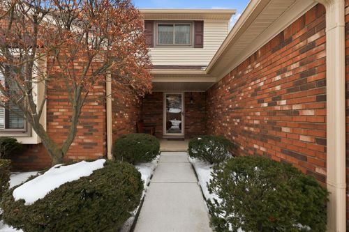 42474 Cannon Dr, Sterling Heights, MI, 48313-2615 | Card Image