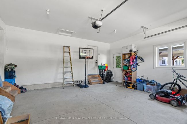 186 Hincks St, House other with 2 bedrooms, 2 bathrooms and 4 parking in Goderich ON | Image 28