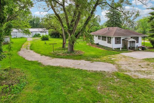 21145 W Highway 113, Custer Park, IL, 60481-9151 | Card Image