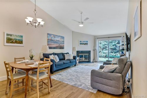apt-4d-2555 Youngs Ave, Southold, NY, 11971-1697 | Card Image