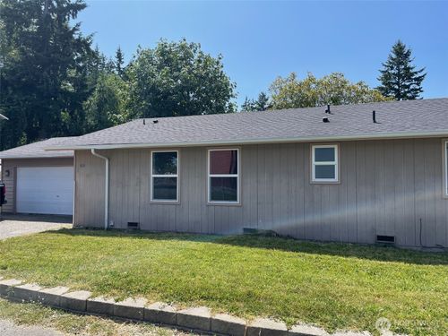 610 Rose Way, Everett, WA, 98203-4416 | Card Image
