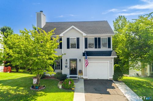 12-12 Brook Cir, Wallingford, CT, 06492-1778 | Card Image