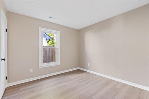 5416 Heatherton Ct, Virginia Beach, VA, 23462-7124 | Card Image