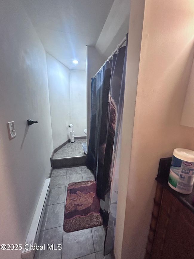 Unit 3 Full Bath 2 | Image 51