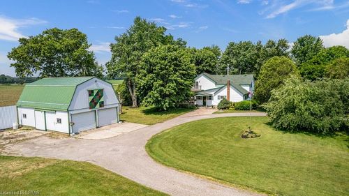 21895 Pratt Siding Rd, Wardsville, ON, N0L2N0 | Card Image