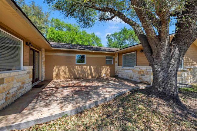 210 W Heron Dr, House other with 3 bedrooms, 2 bathrooms and null parking in Highland Haven TX | Image 5