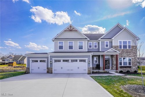 1404 Southbrook Cir Ne, Canton, OH, 44721-3173 | Card Image