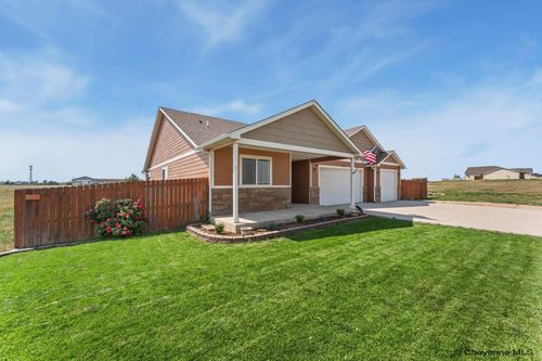 1132 Verlan Way, Cheyenne, WY, 82009-3255 | Card Image