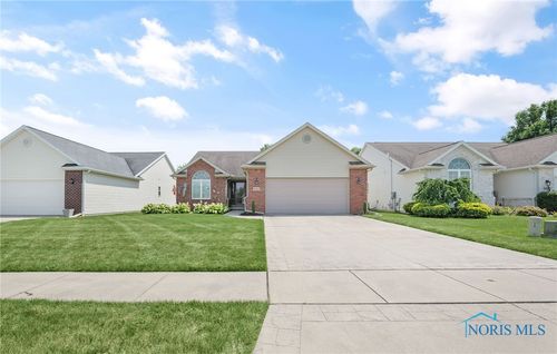 9665 Belmont Cir, Whitehouse, OH, 43571-9074 | Card Image